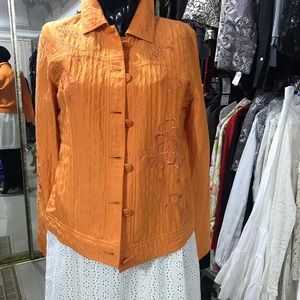 Beautiful button up shirt